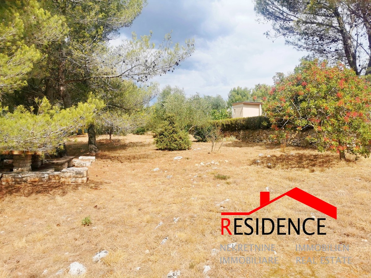 Land For sale - ISTARSKA MEDULIN