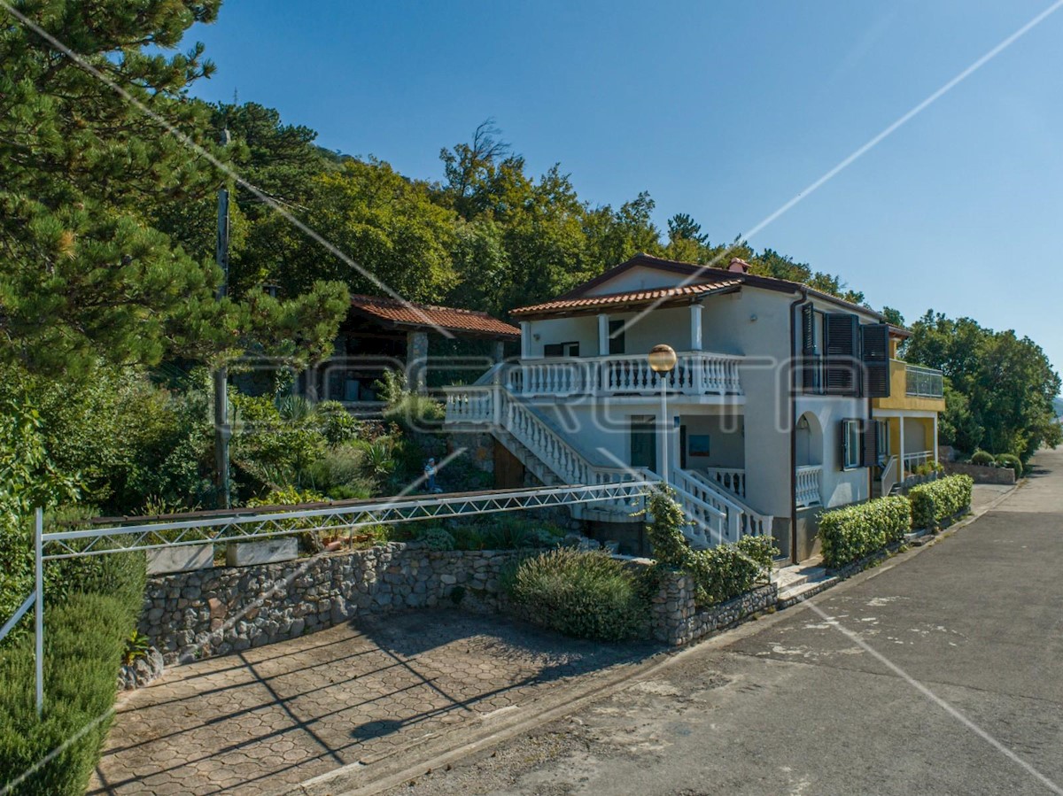 Casa In vendita - LIČKO-SENJSKA SENJ