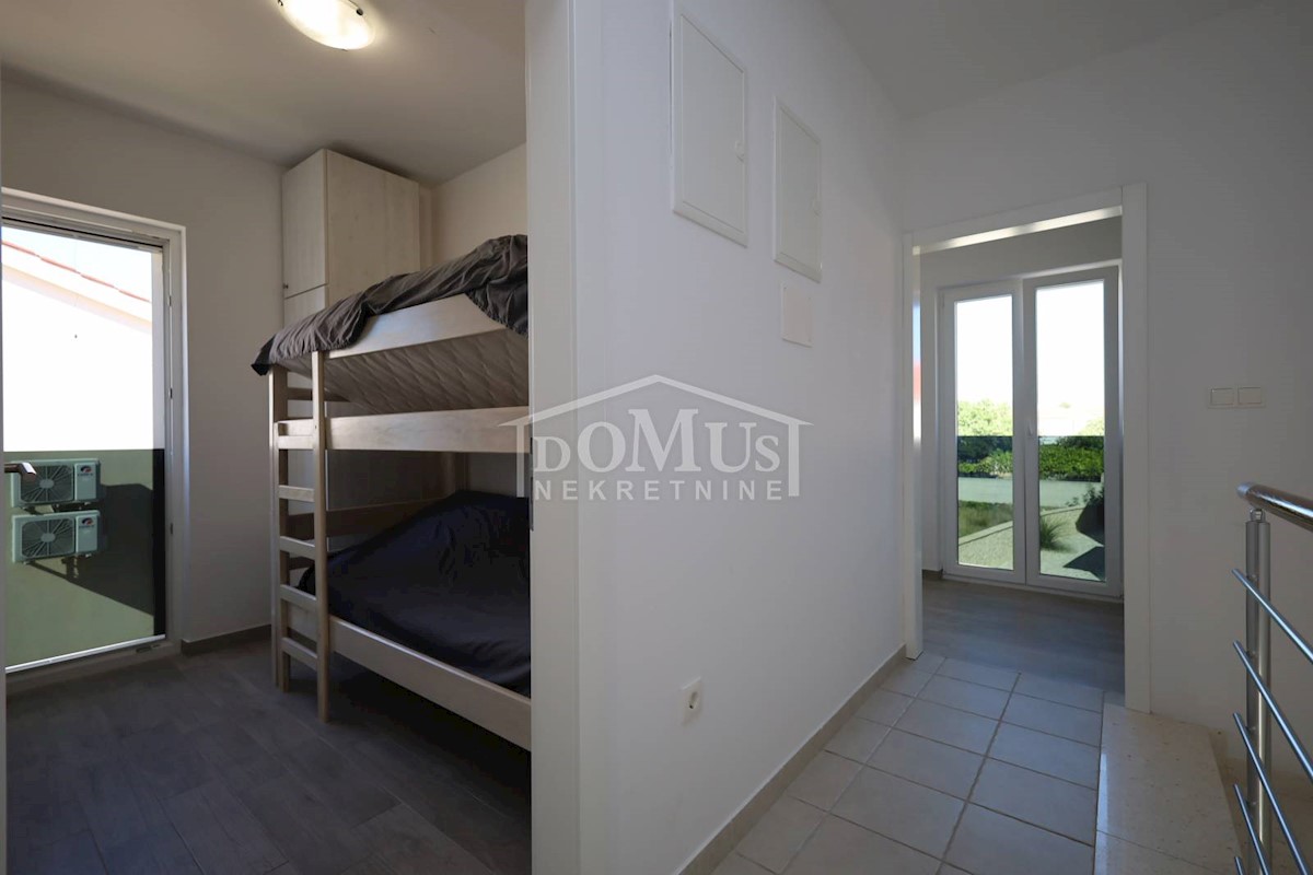 Flat For sale - ŠIBENSKO-KNINSKA VODICE