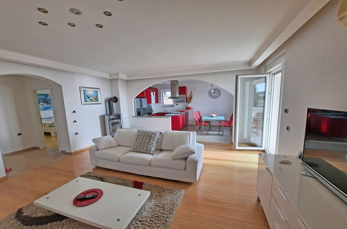 Flat For sale - PRIMORSKO-GORANSKA OPATIJA