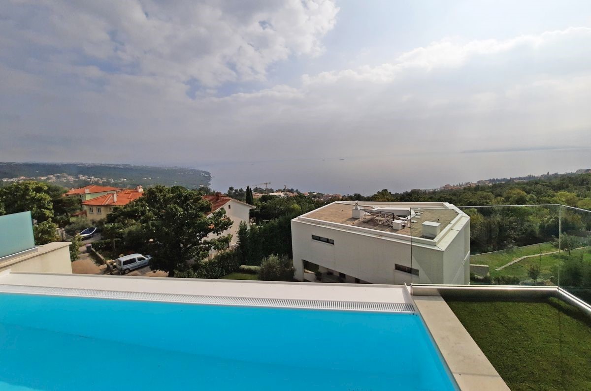 Dom Na predaj - PRIMORSKO-GORANSKA OPATIJA