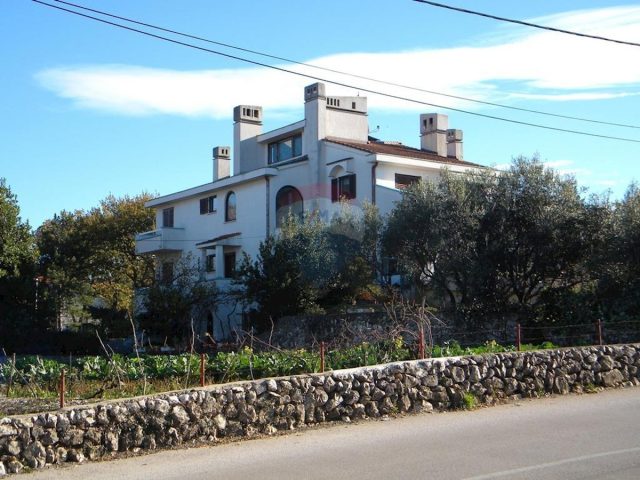 Casa in vendita 422 m² – Malinska