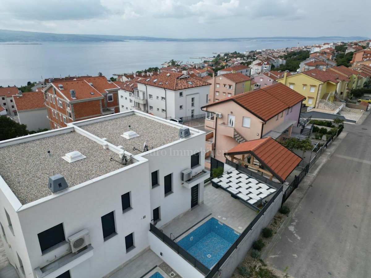 Stan Na prodaju - PRIMORSKO-GORANSKA CRIKVENICA