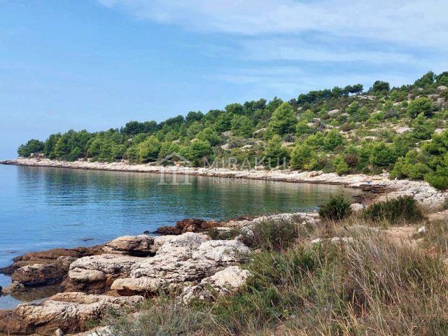 Land for sale – Jezera
