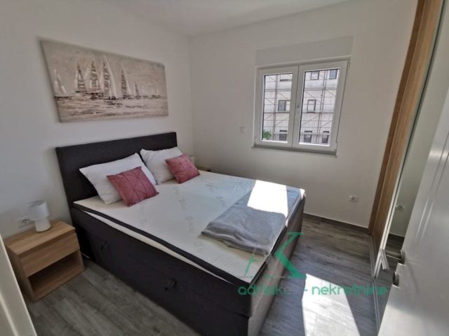 Flat For sale - Splitsko-dalmatinska Makarska - foto 2/2