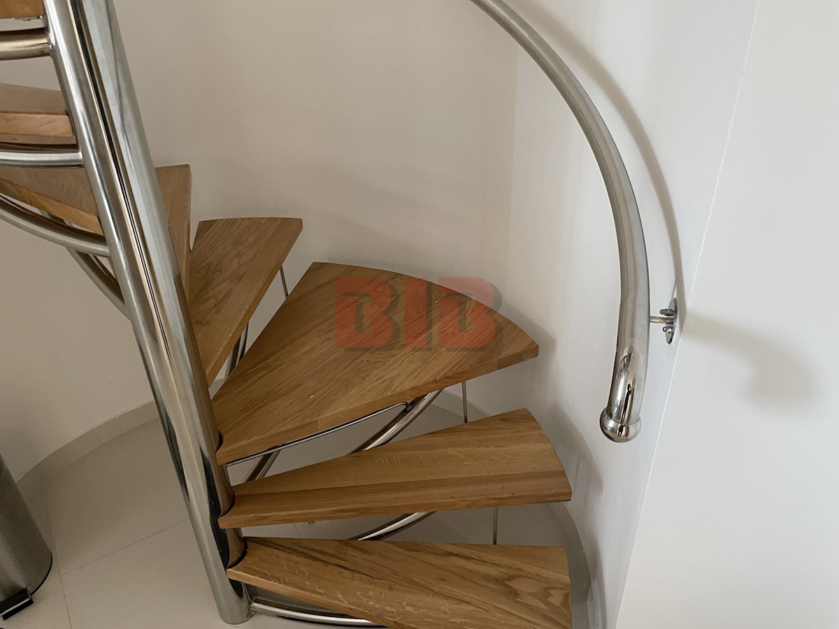 Flat For sale - PRIMORSKO-GORANSKA CRIKVENICA