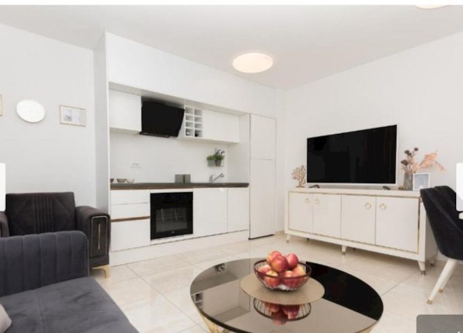 Apartmán na prodej 105 m² – Makarska