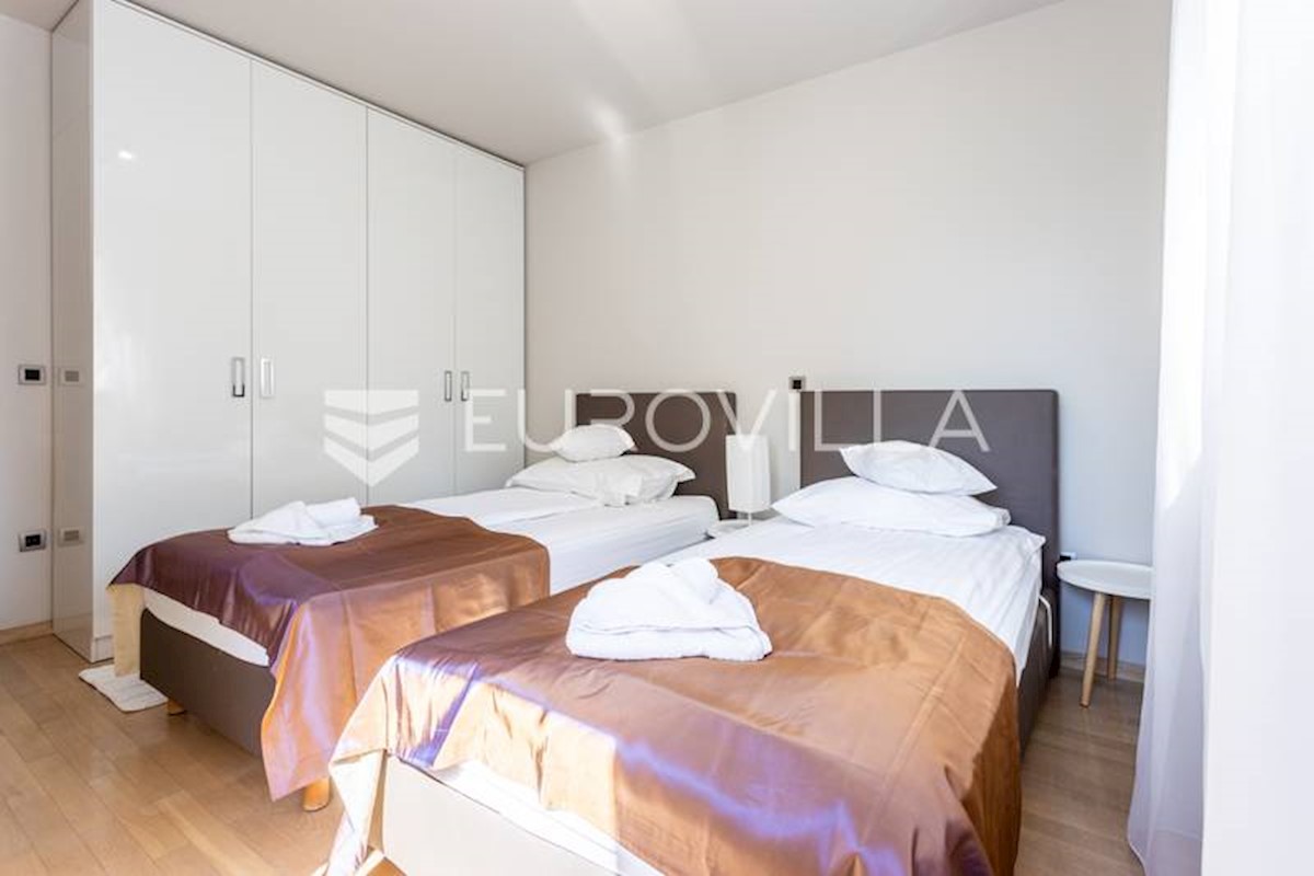 Apartmán K pronájmu - SPLITSKO-DALMATINSKA PODSTRANA