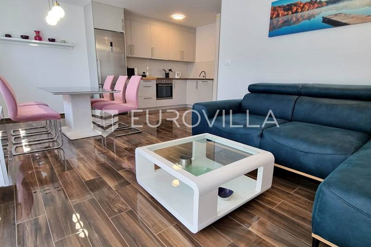 Flat For rent - SPLITSKO-DALMATINSKA TROGIR