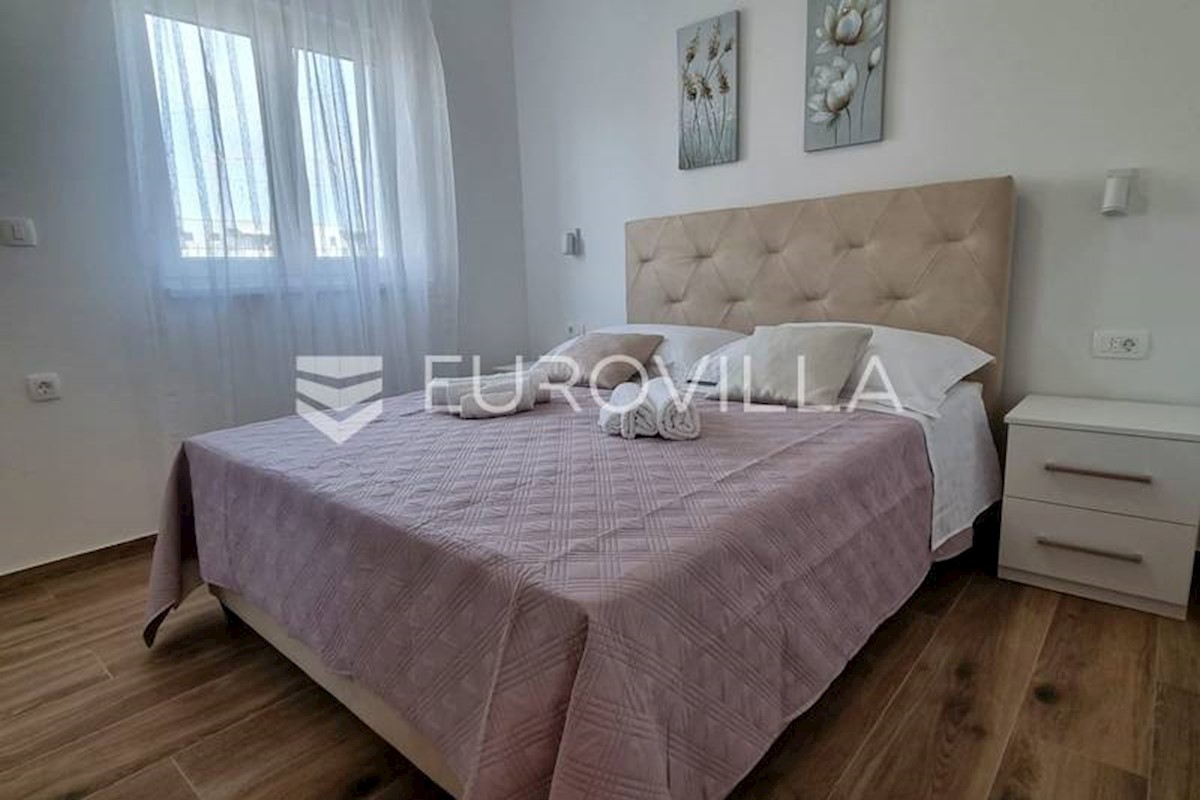 Flat For rent - SPLITSKO-DALMATINSKA TROGIR