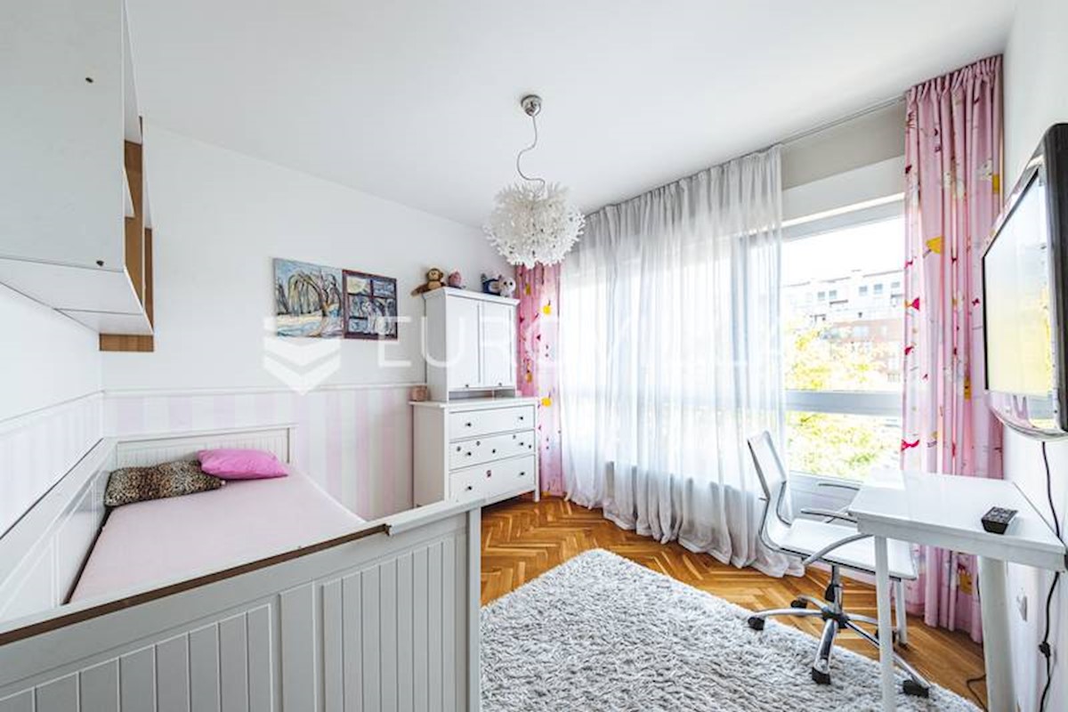 Appartement À louer - GRAD ZAGREB ZAGREB