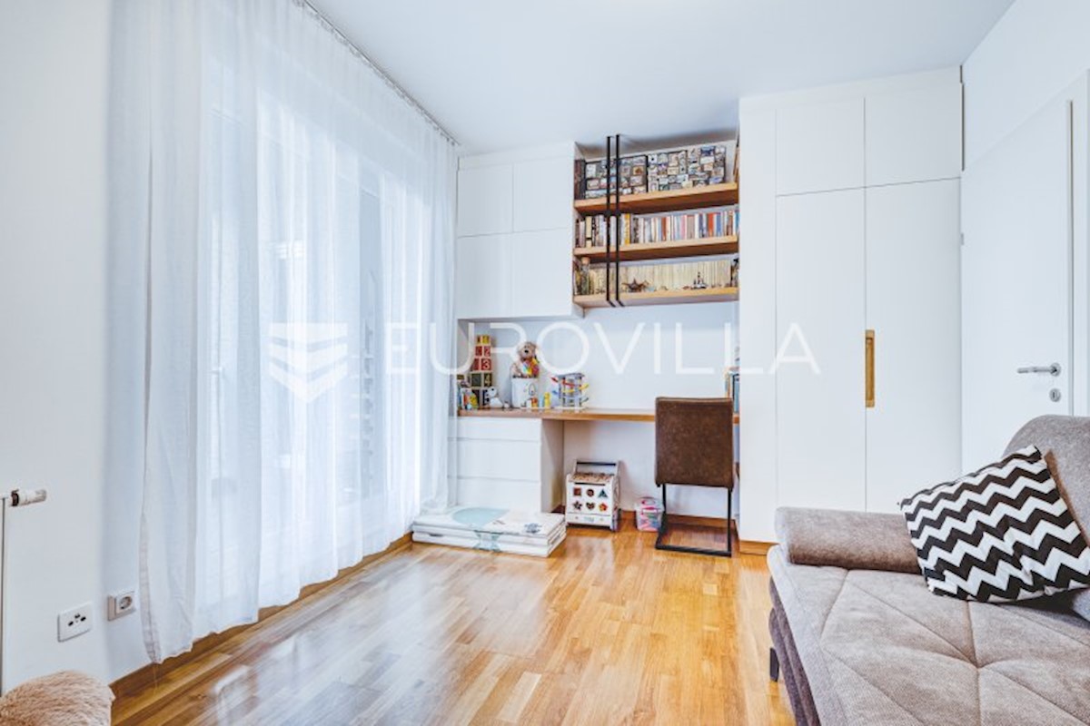 Apartmán Na predaj - GRAD ZAGREB ZAGREB