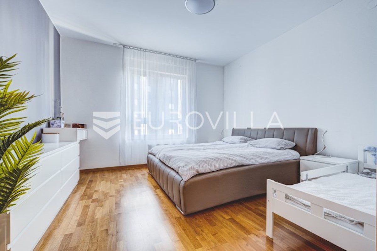 Apartmán Na predaj - GRAD ZAGREB ZAGREB