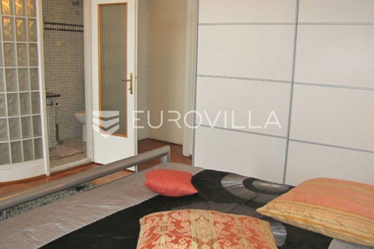 Apartma Za najem - PRIMORSKO-GORANSKA OPATIJA