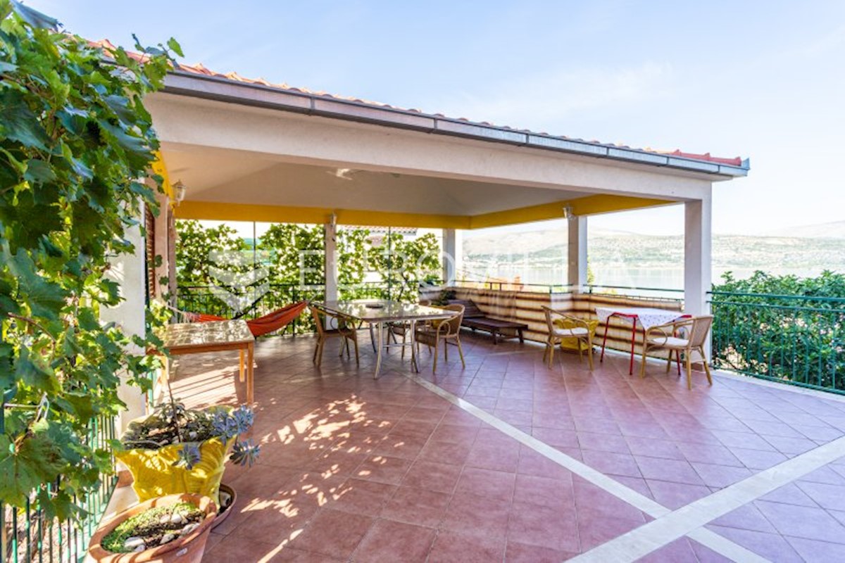 Casa In vendita - SPLITSKO-DALMATINSKA TROGIR