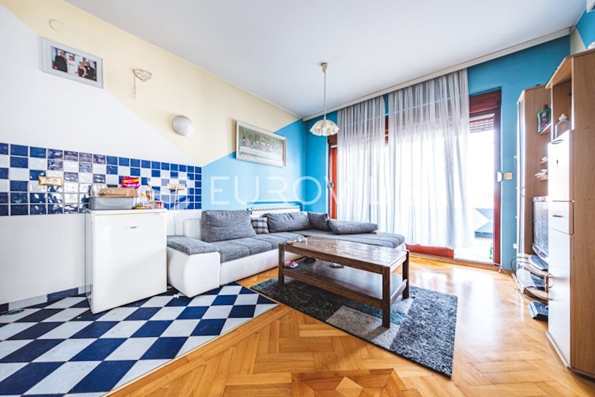 Maison À vendre - GRAD ZAGREB ZAGREB