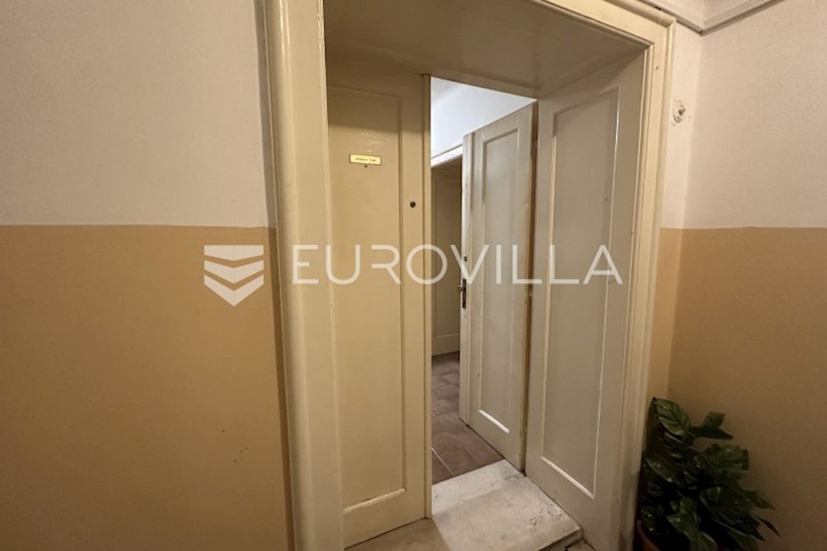 Apartment Zu verkaufen - SPLITSKO-DALMATINSKA SPLIT