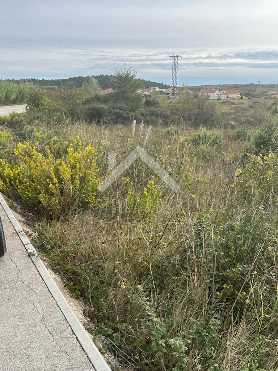 Parcela Naprodaj - ZADARSKA Ražanac