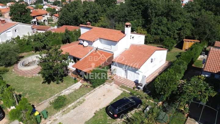 Kuća na prodaju 280 m² – Nova Vas