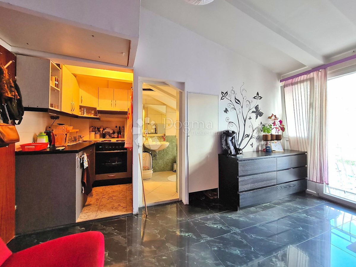 Flat For sale - PRIMORSKO-GORANSKA RIJEKA