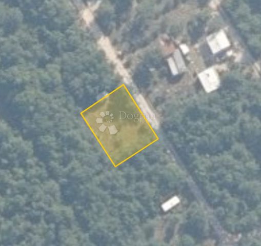 Zemljište na prodaju 442 m² – Tar