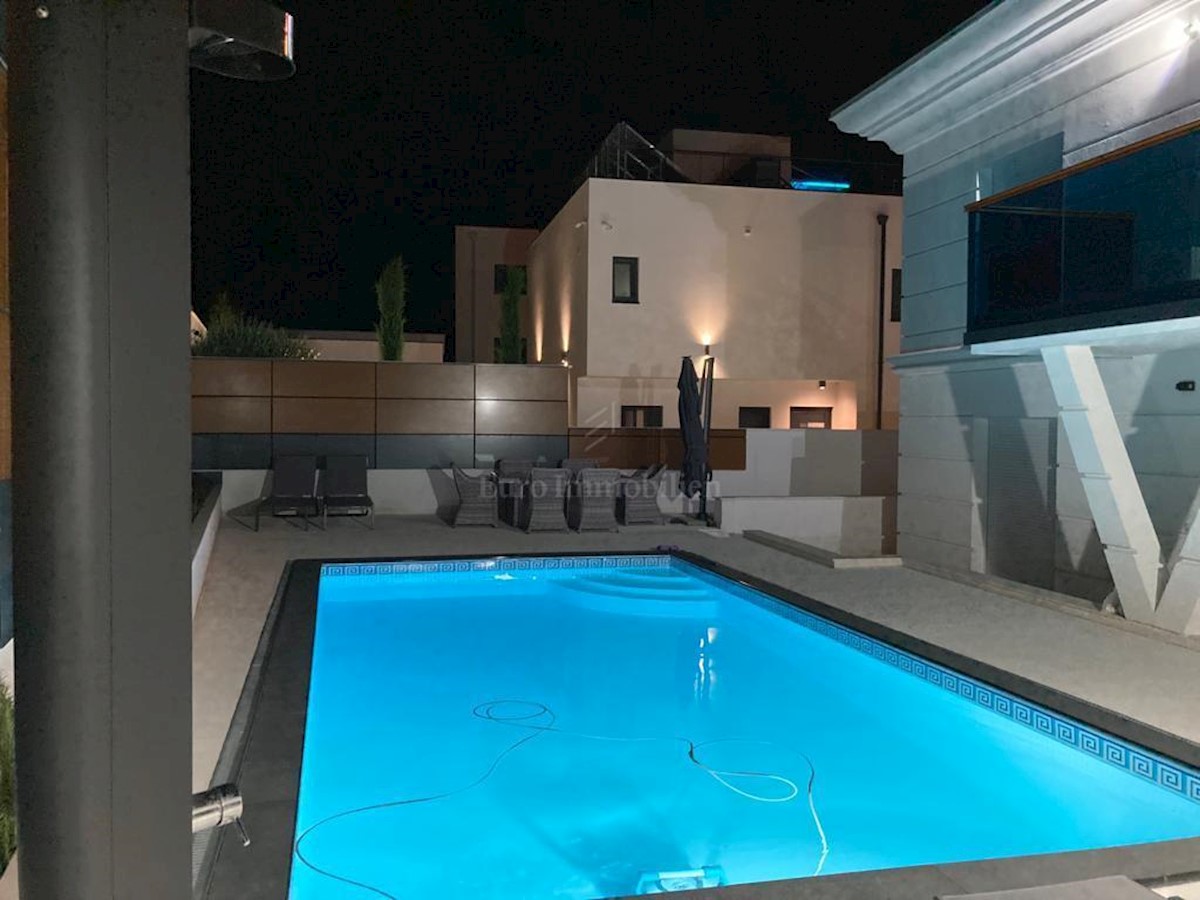 House For sale - PRIMORSKO-GORANSKA CRIKVENICA