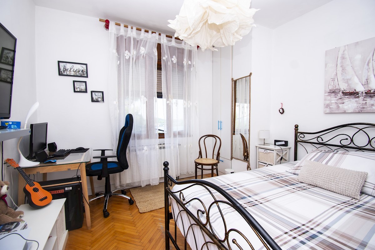 Apartment Zu verkaufen - ŠIBENSKO-KNINSKA ŠIBENIK