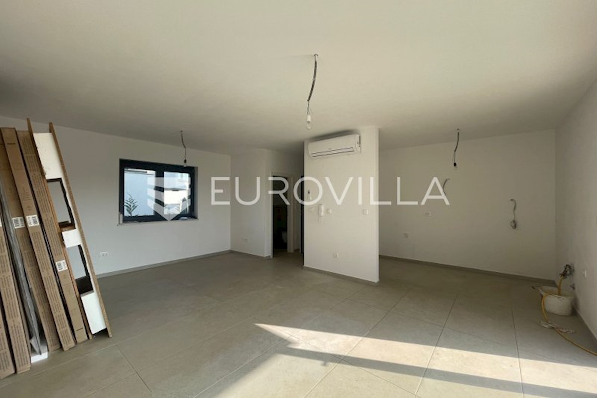 Flat For sale - ISTARSKA TAR-VABRIGA