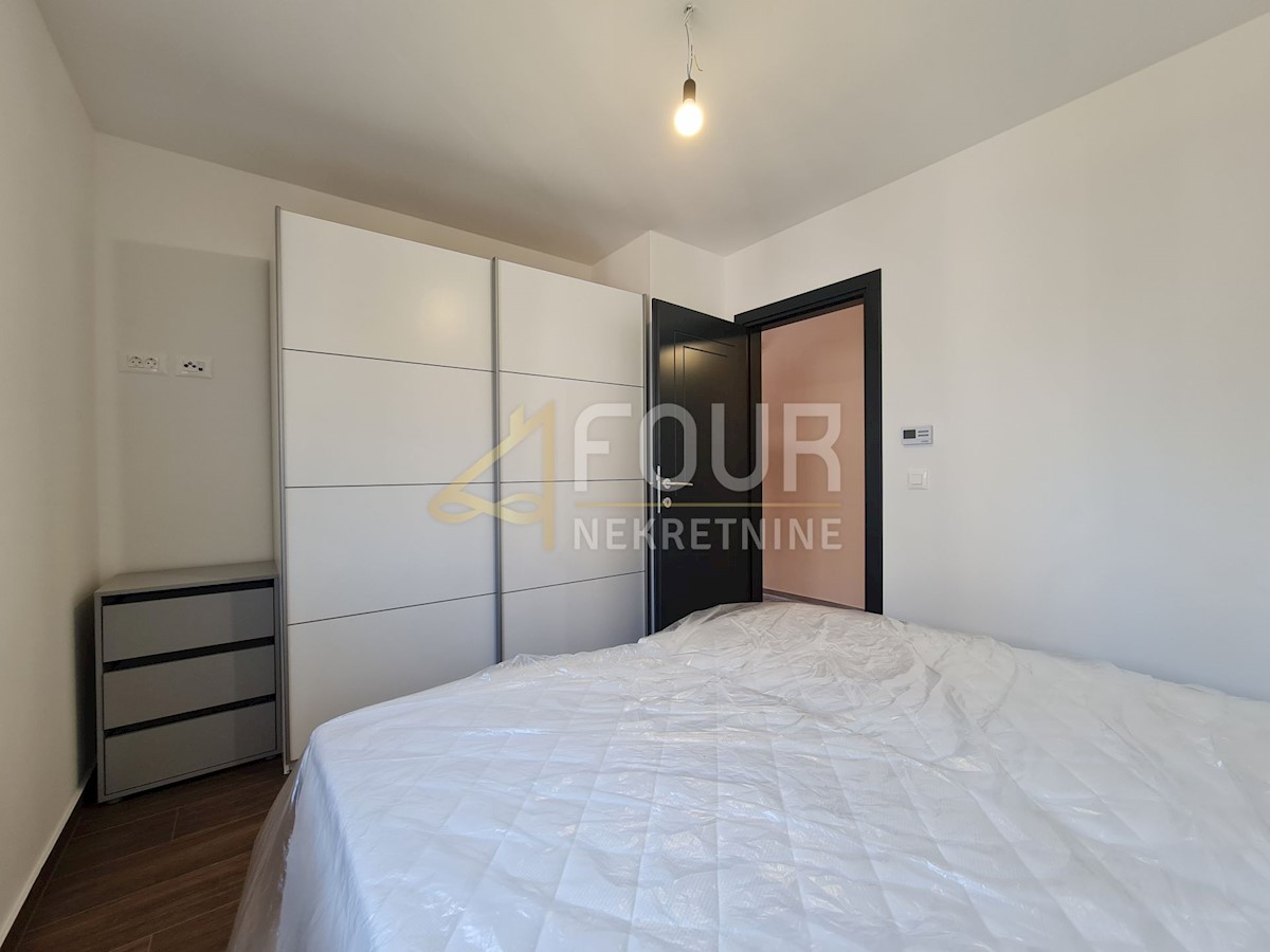 Apartmán Na predaj - ISTARSKA POREČ