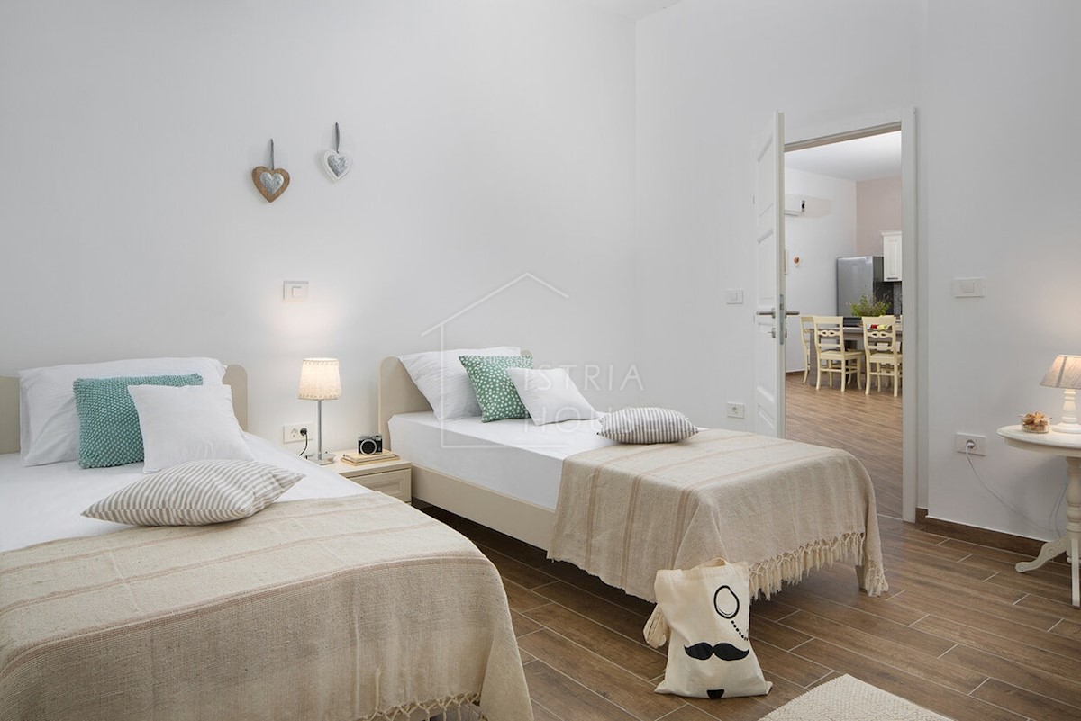 Haus Zu verkaufen - ISTARSKA SVETVINČENAT