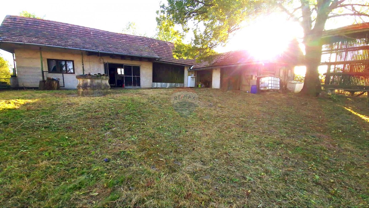 Maison À vendre - ZAGREBAČKA DUBRAVA