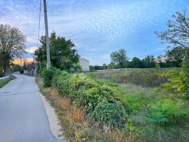 Terrain à vendre 4865 m² – Kanfanar