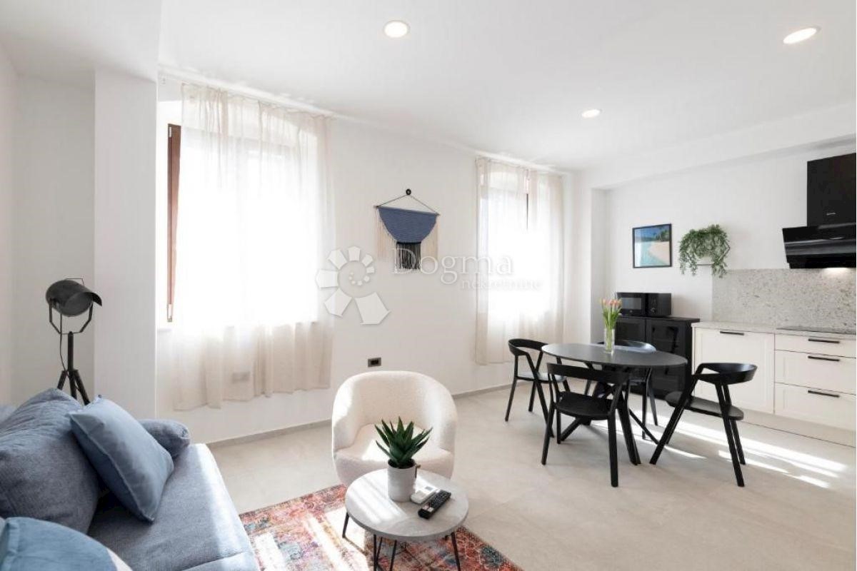 Apartma Na predaj - Istarska Poreč - foto 1/7