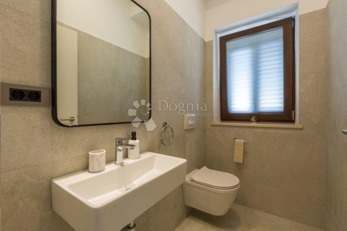 Apartma Na predaj - ISTARSKA POREČ