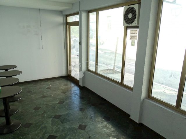 Lokal użytkowy do wynajęcia 60 m² – Rijeka