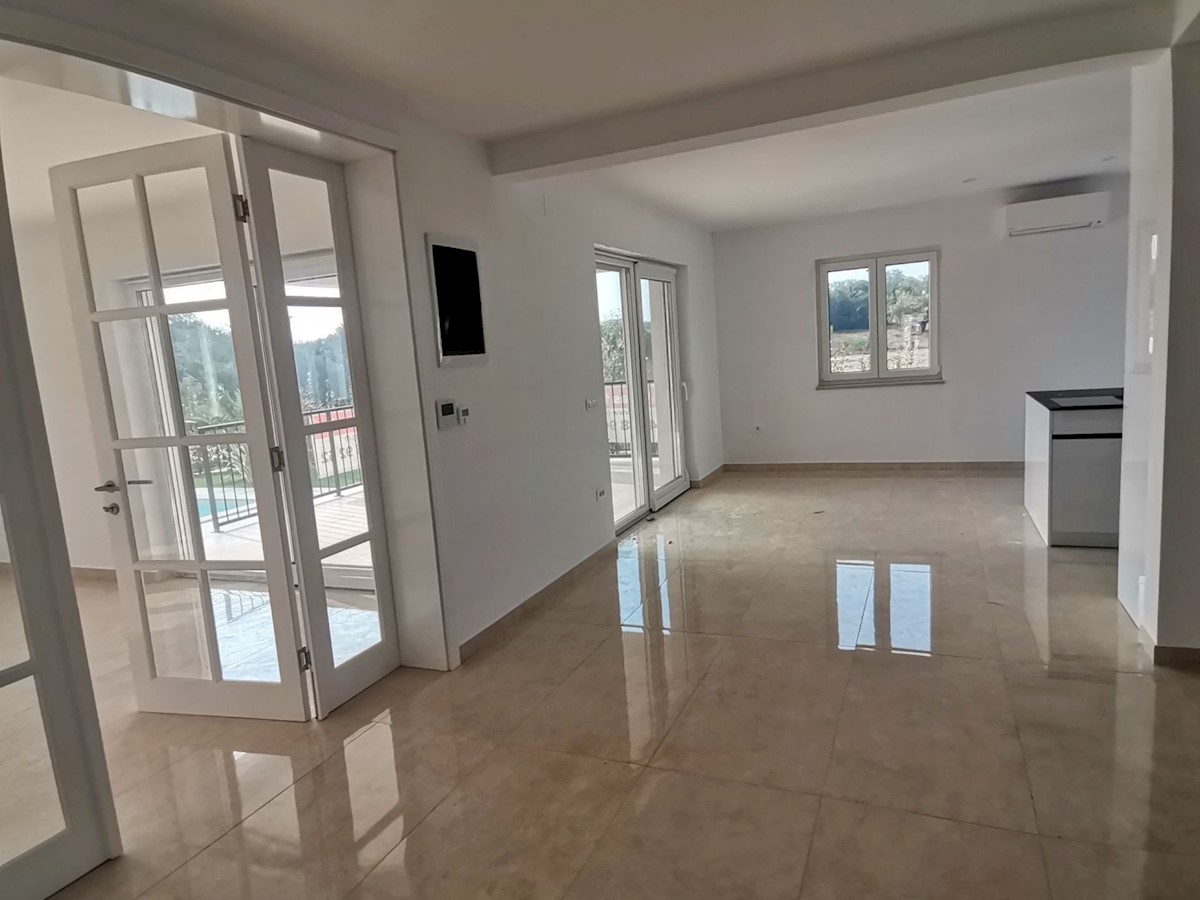 Kuća Na prodaju - ISTARSKA UMAG