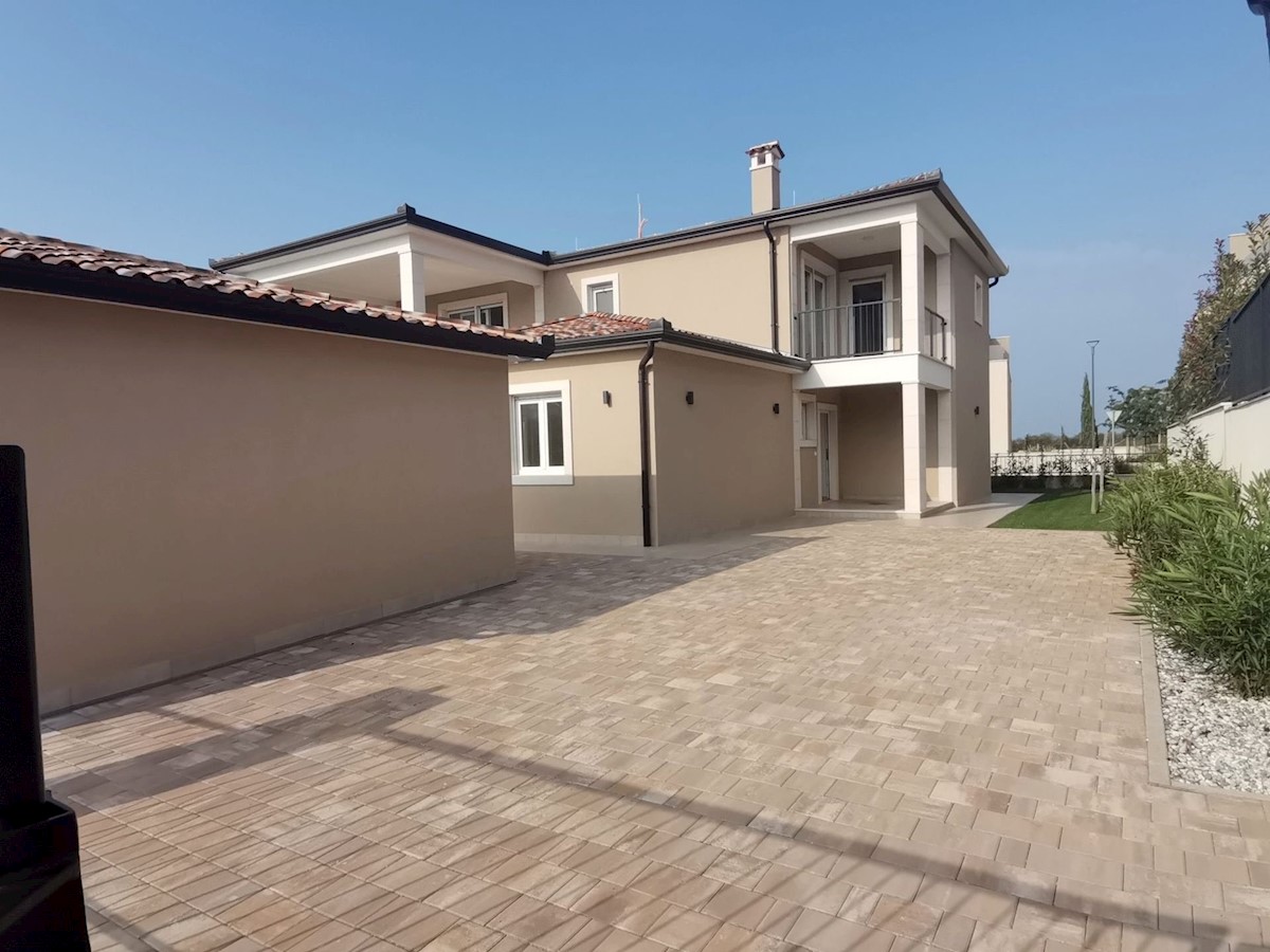Kuća Na prodaju - ISTARSKA UMAG