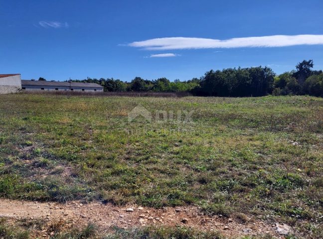 Pozemek na prodej 701 m² – Žminj