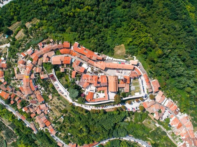 Business premises For sale - Istarska Motovun - foto 4/34
