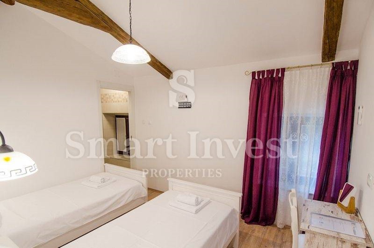 Business premises For sale - ISTARSKA MOTOVUN