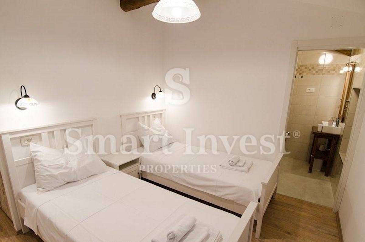 Business premises For sale - ISTARSKA MOTOVUN
