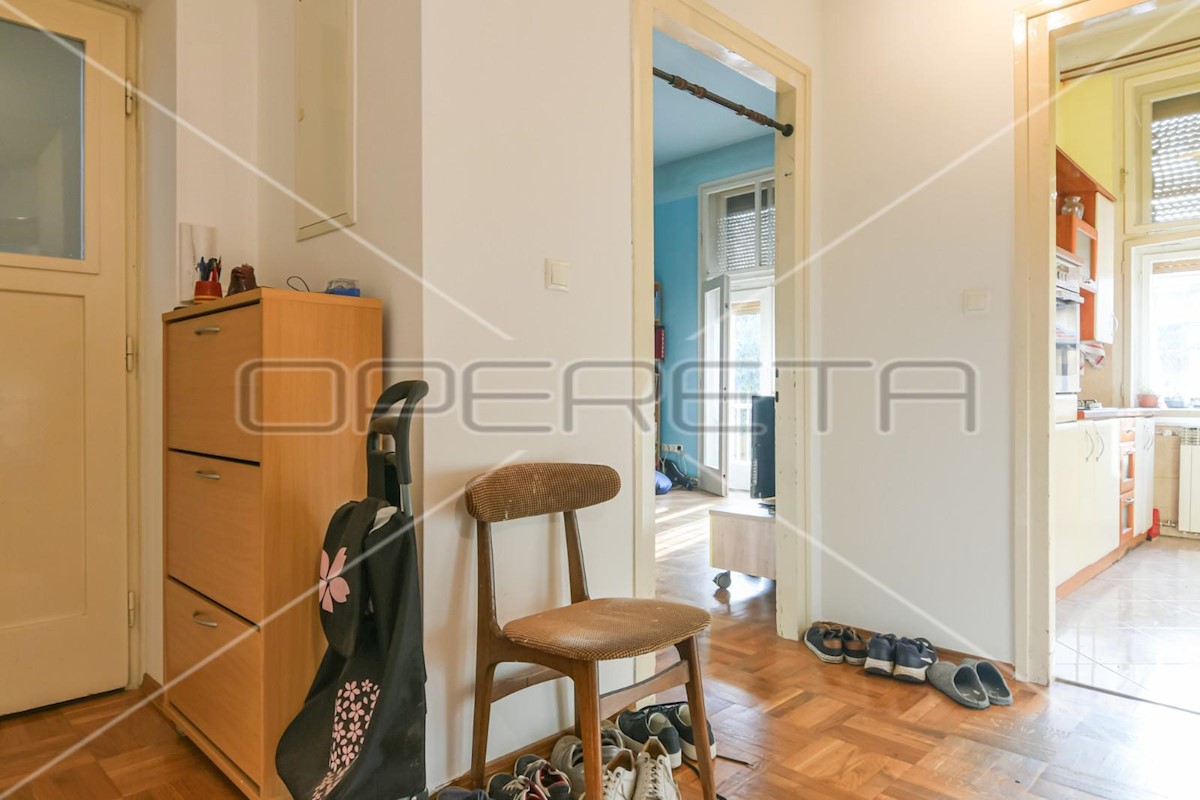 Apartment Zu verkaufen - KARLOVAČKA KARLOVAC