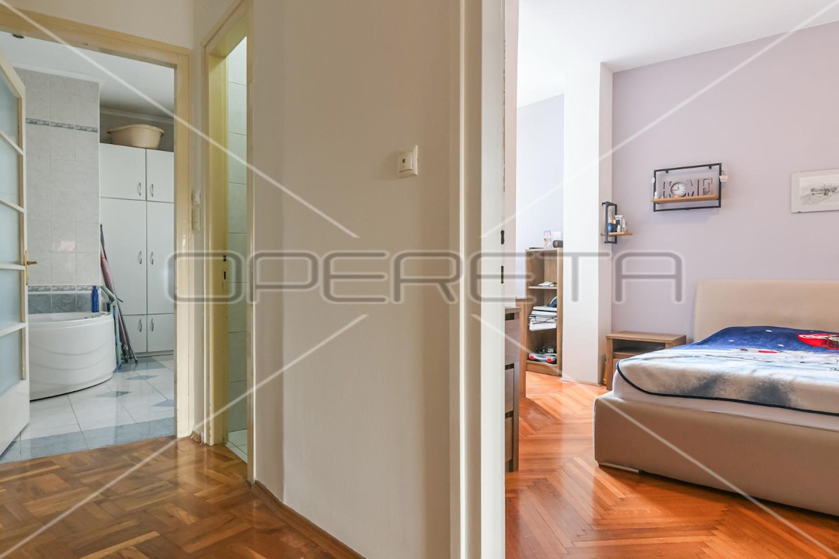 Flat For sale - KARLOVAČKA KARLOVAC