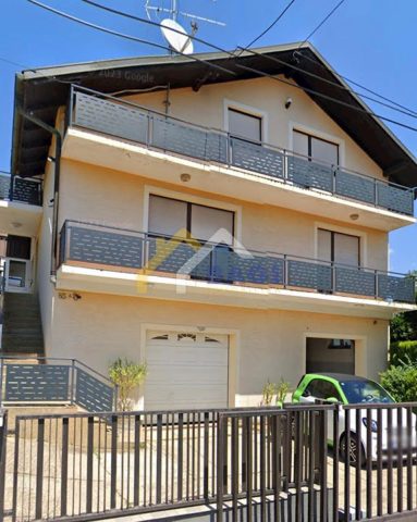 Kuća za najam 700 m² – Jakovlje