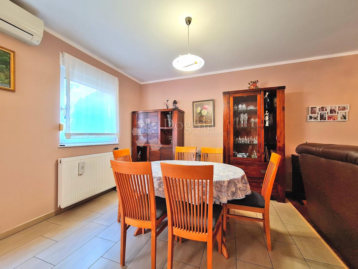 Apartmán Na predaj - PRIMORSKO-GORANSKA KOSTRENA