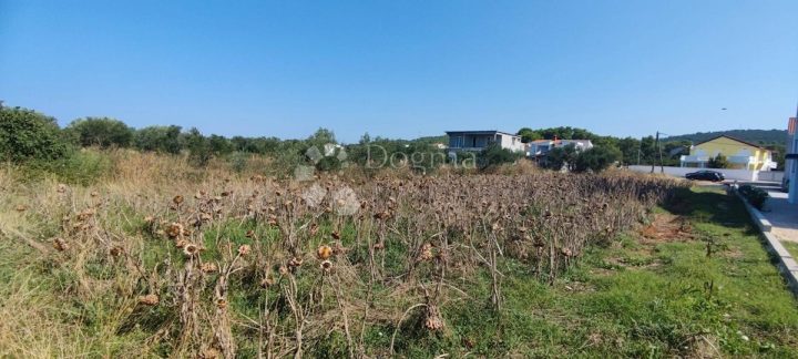 Grundstück zu verkaufen 1561 m² – Bibinje
