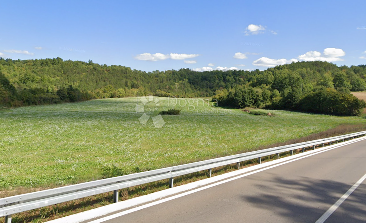 Działka Na sprzedaż - ISTARSKA PAZIN