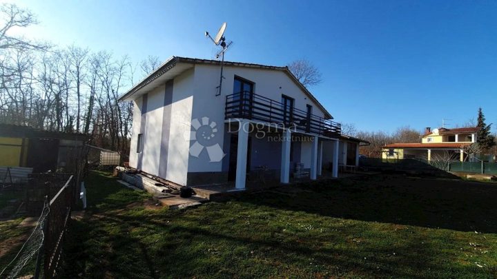 Dom na sprzedaż 200 m² – Žbandaj