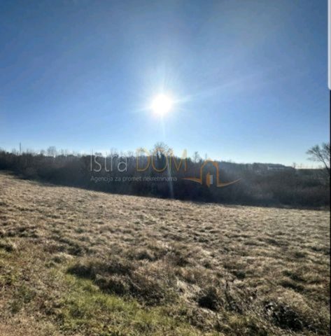 Terrain à vendre 3600 m² – Novaki Motovunski
