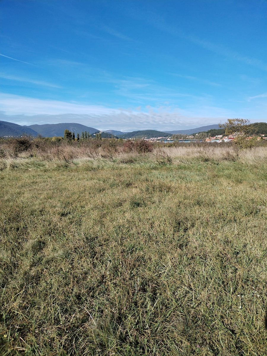 Land For sale - SPLITSKO-DALMATINSKA SINJ